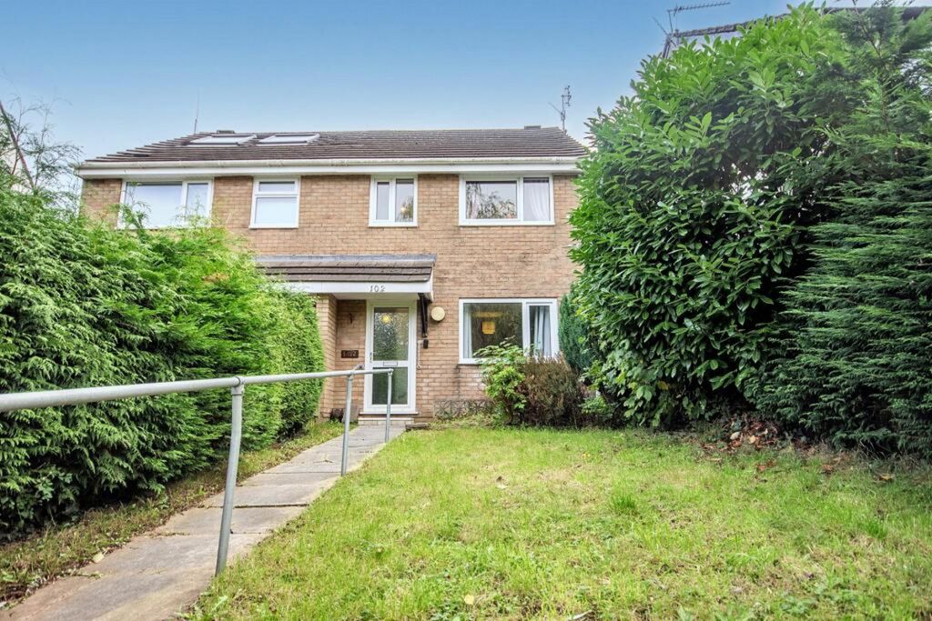 Property photo 2 of 17