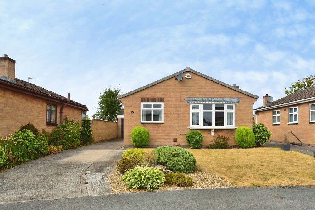 Property photo 1 of 16 Pbox-Img.Jpg