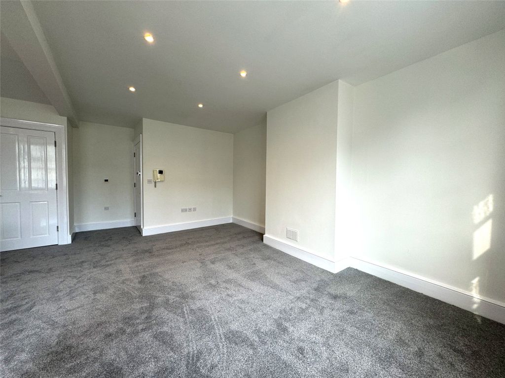 Property photo 2 of 6 Picture No. 04