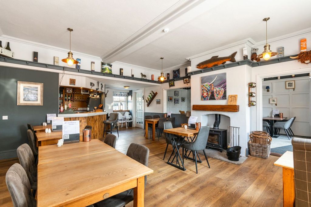 Property photo 3 of 44 Restaurant