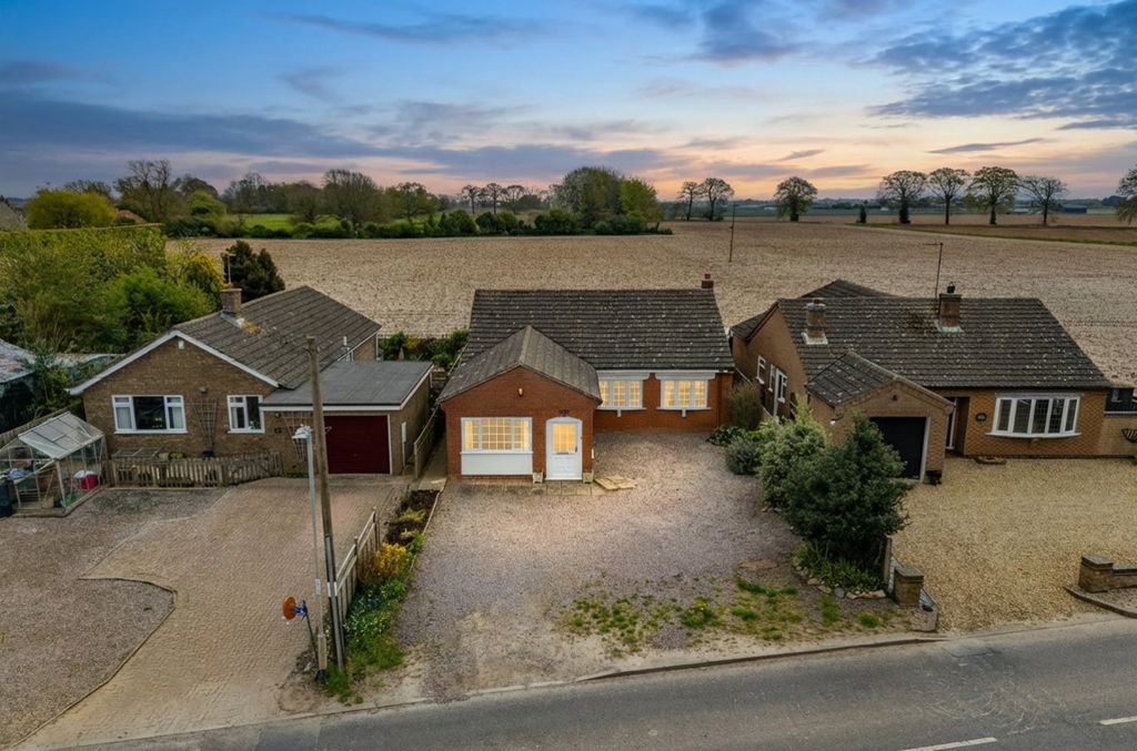 Property photo 1 of 25