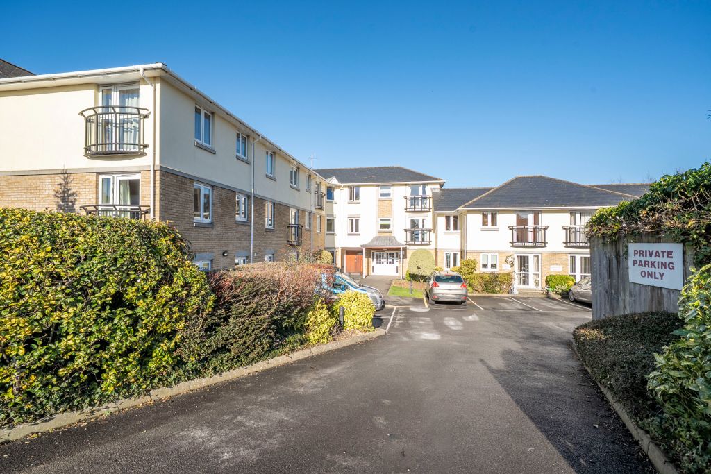 Property photo 1 of 22