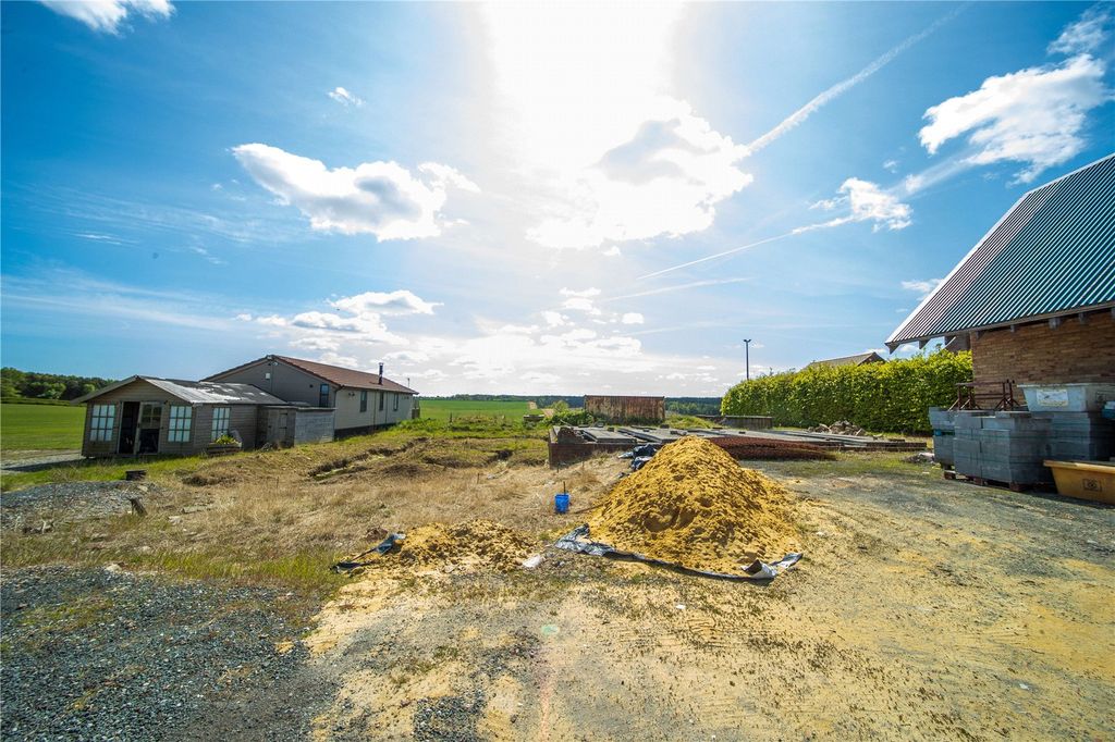 Property photo 3 of 11 Picture No. 04