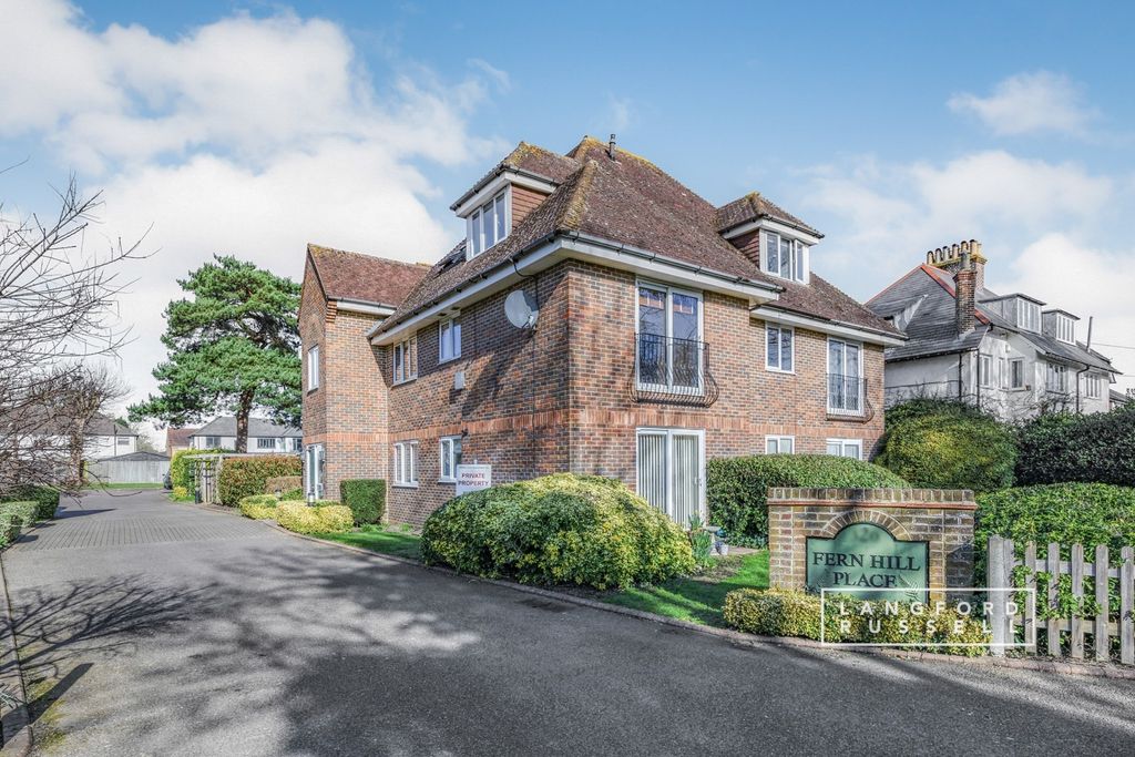 Property photo 1 of 10 External