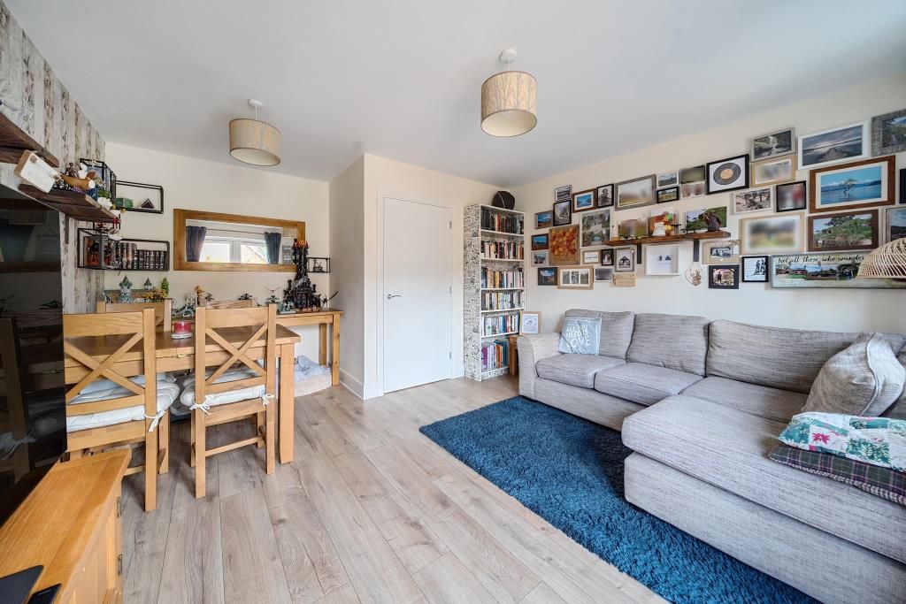 Property photo 2 of 17 Dining Area