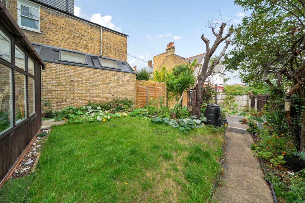 Property photo 2 of 12 1522803-21-6Aaa90...