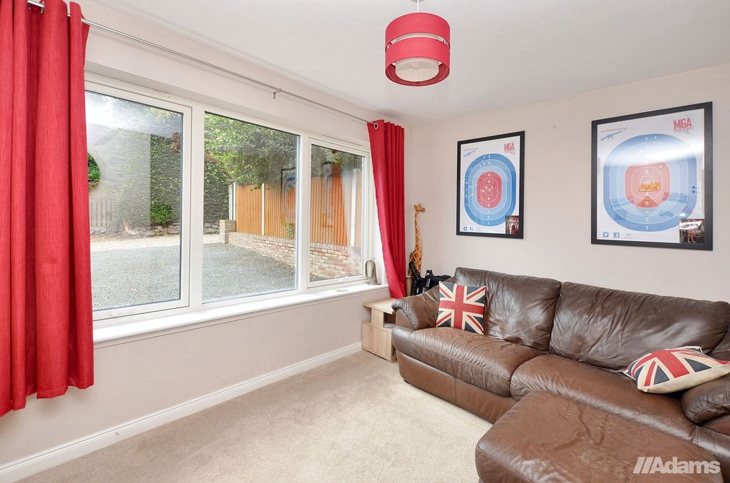 Property photo 3 of 38