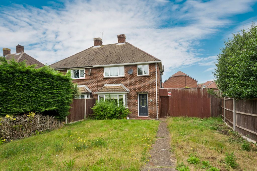 Property photo 1 of 12 293 Terrace Road 01