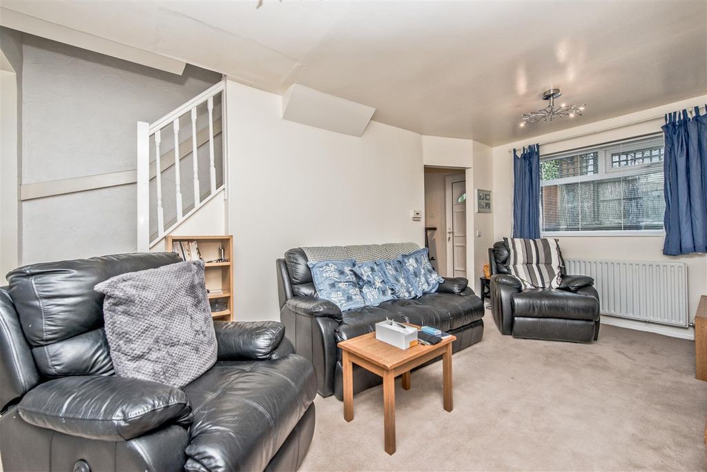 Property photo 3 of 20 Living Room: