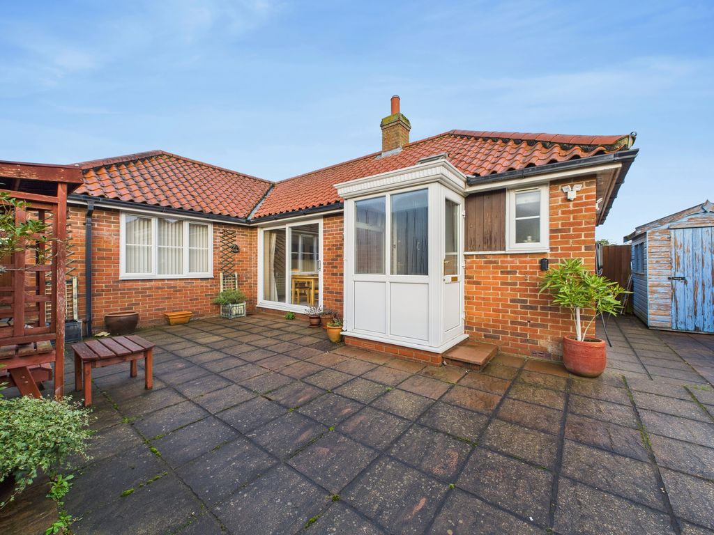 Property photo 1 of 8 Front 2.Jpg