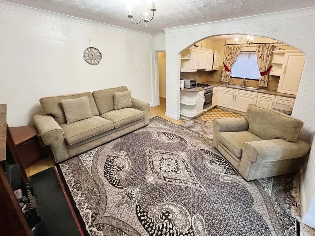 Property photo 2 of 11 Picture No. 09