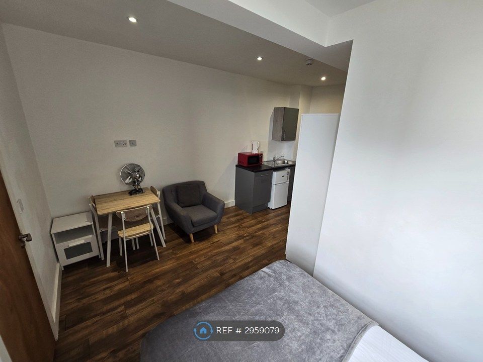 Property photo 2 of 5