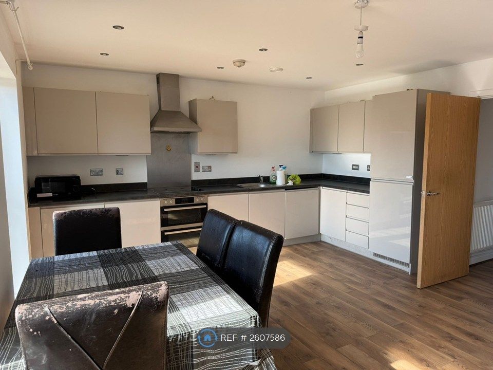 Property photo 2 of 10 Open Plan Kitchen