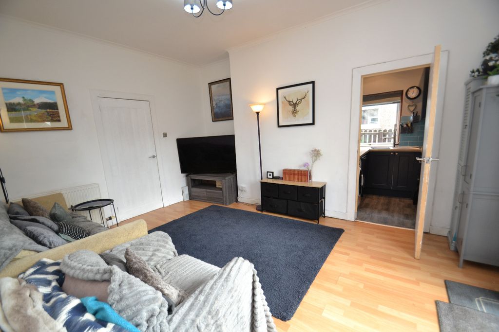 Property photo 3 of 19 5050164