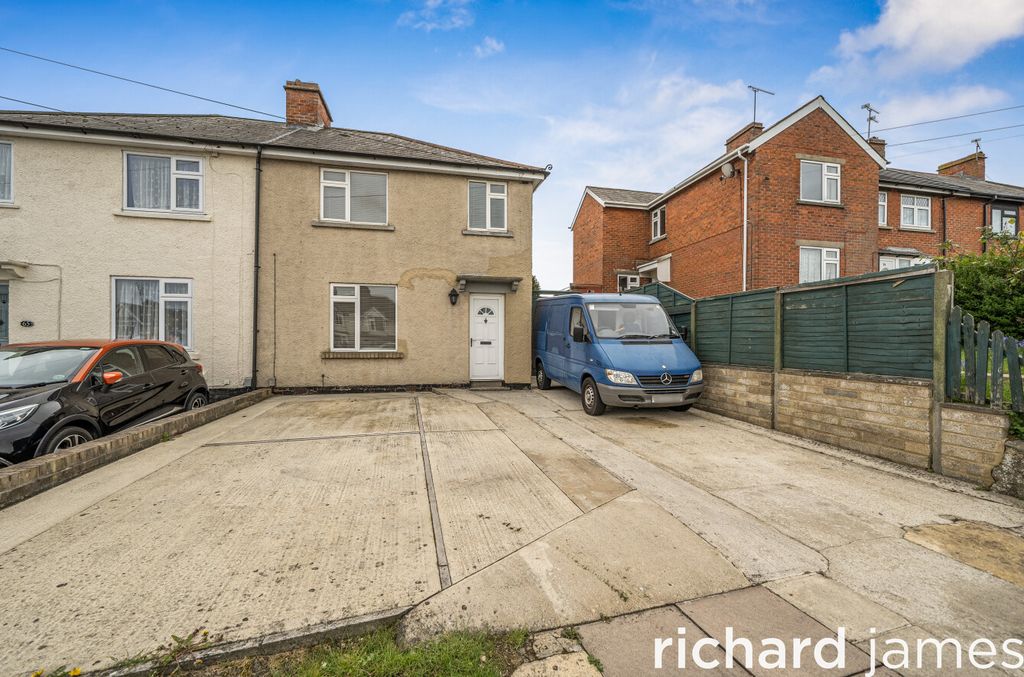 Property photo 1 of 12 F01Ef66224Cf462E8A52B525c1E08423