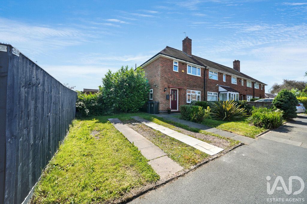 Property photo 2 of 34