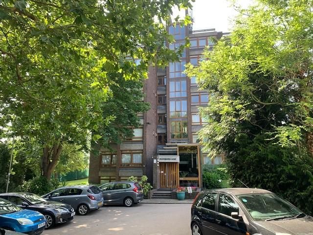 Property photo 2 of 8 External View