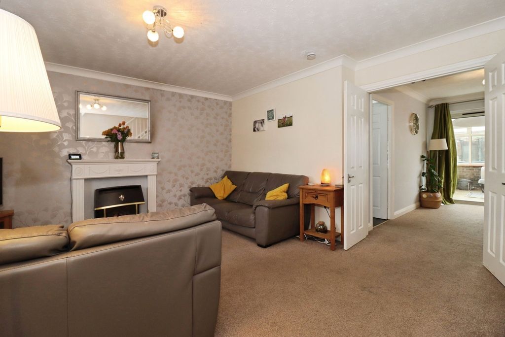 Property photo 2 of 17 Pbox-Img.Jpg