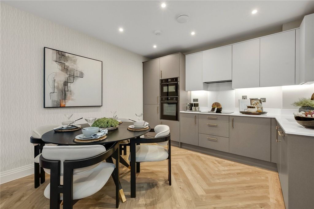 Property photo 3 of 7 Picture No. 12