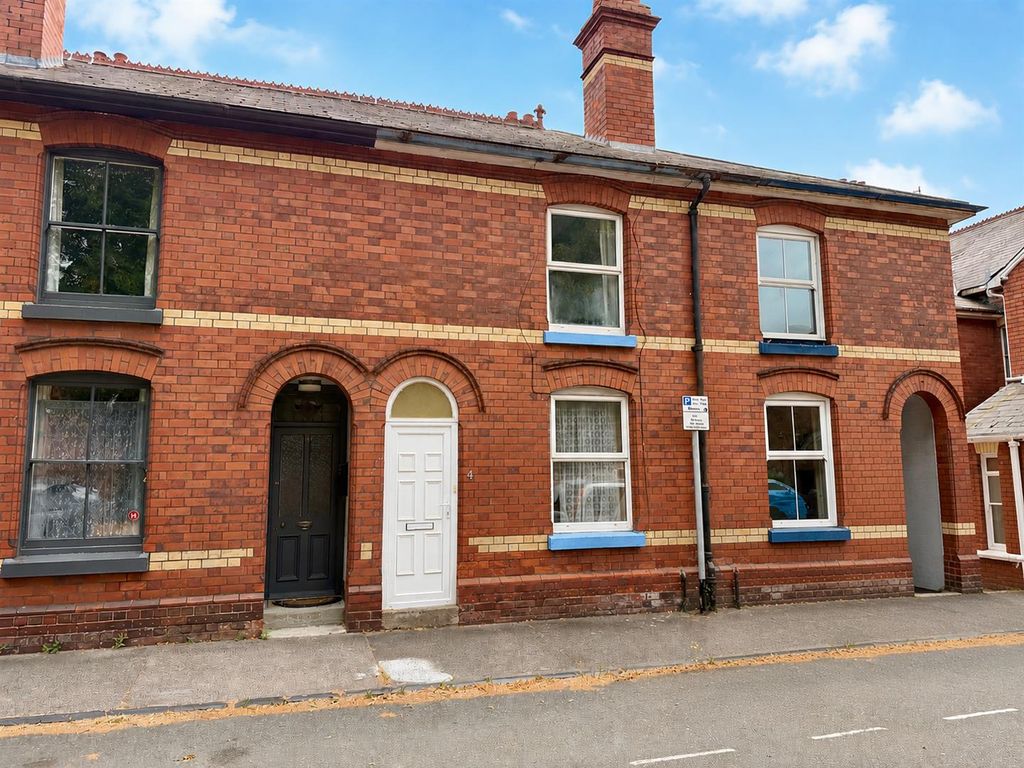 Property photo 1 of 13
