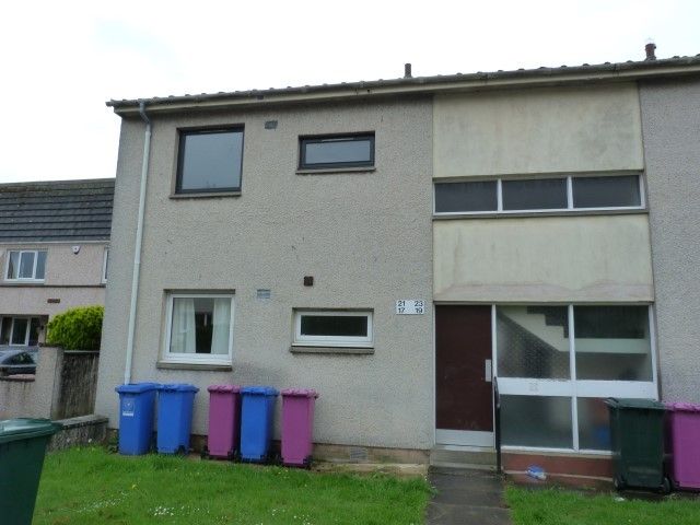 Property photo 1 of 9