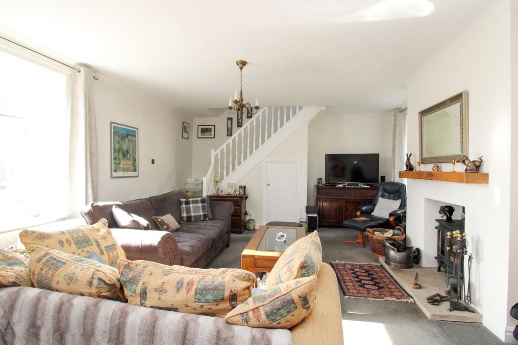 Property photo 2 of 13 Img_6433.Jpg
