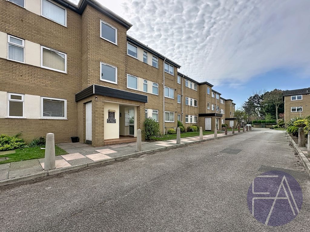 Property photo 1 of 22 5062631