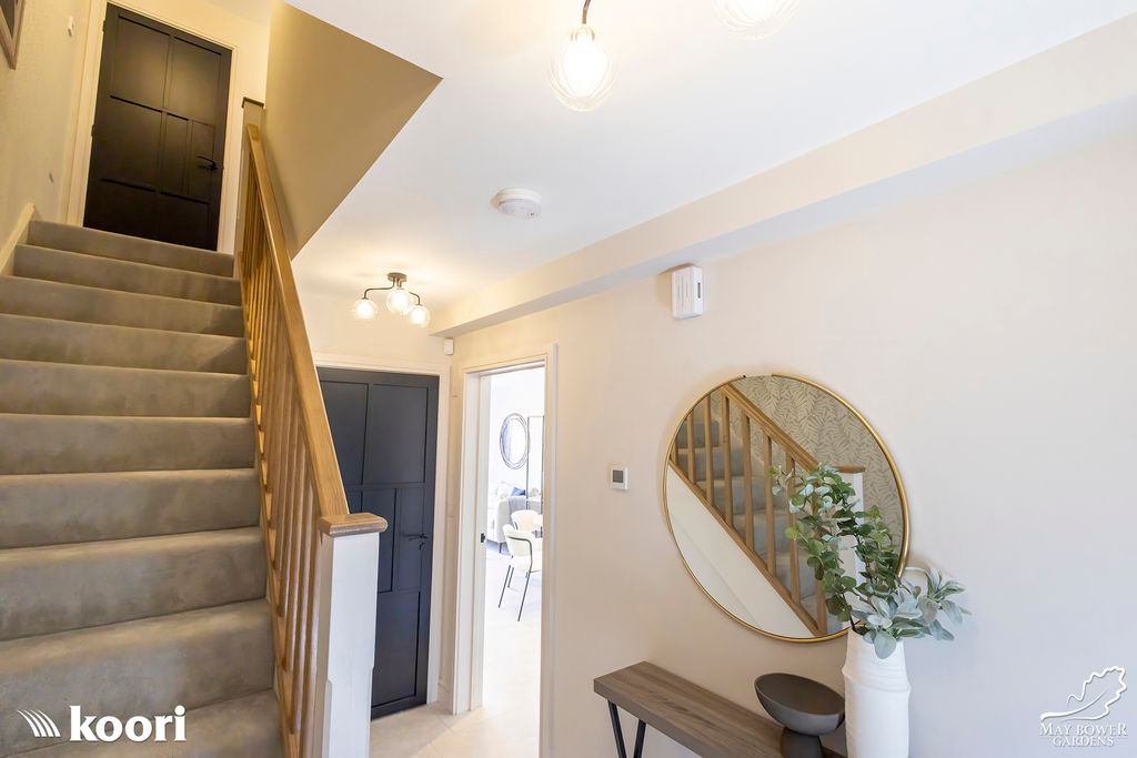 Property photo 3 of 33 Showhome Entrance Hall