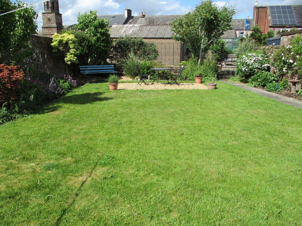 Property photo 3 of 48
