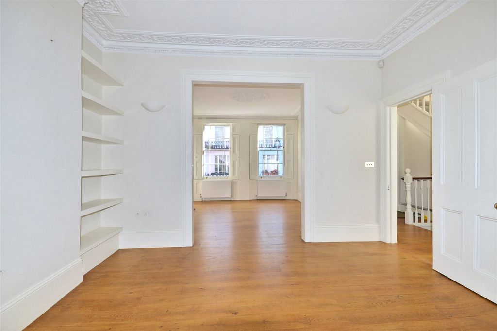 Property photo 3 of 13 Double Reception