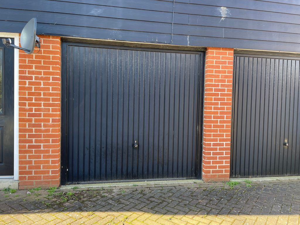 Property photo 2 of 17 Img_1006