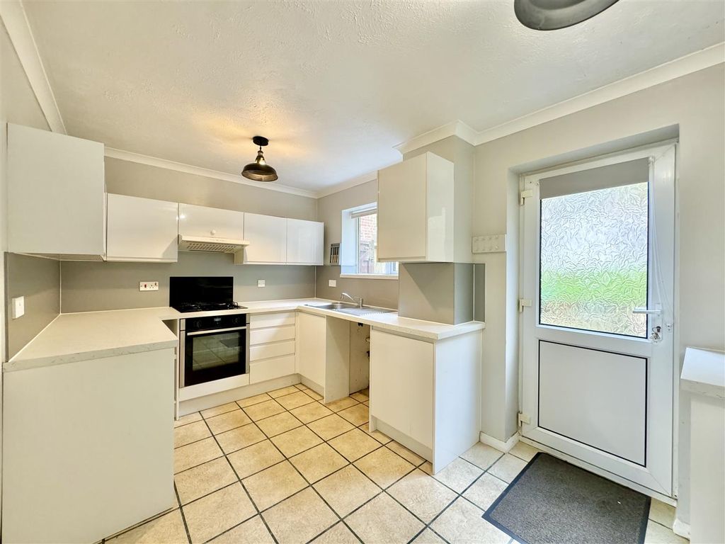 Property photo 3 of 18