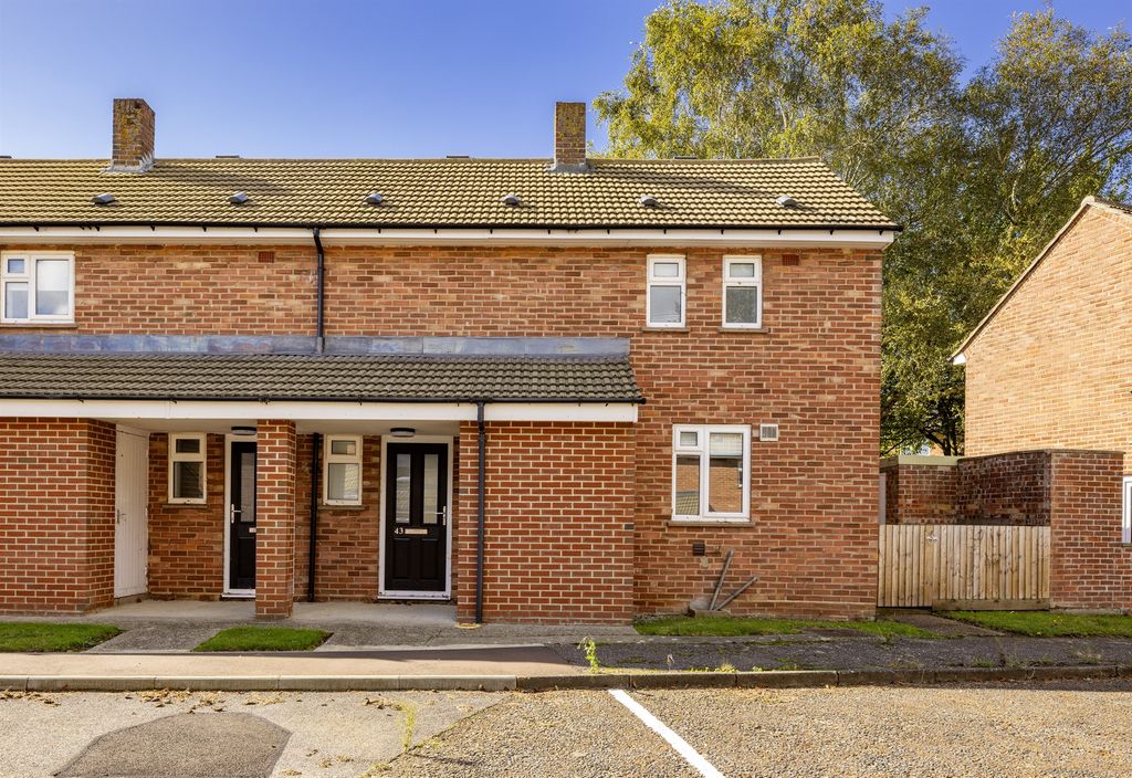 Property photo 1 of 16