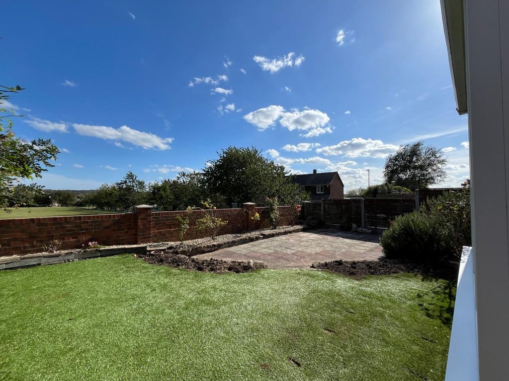 Property photo 2 of 16 4851621