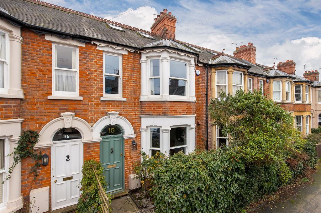 Property photo 1 of 17 Front