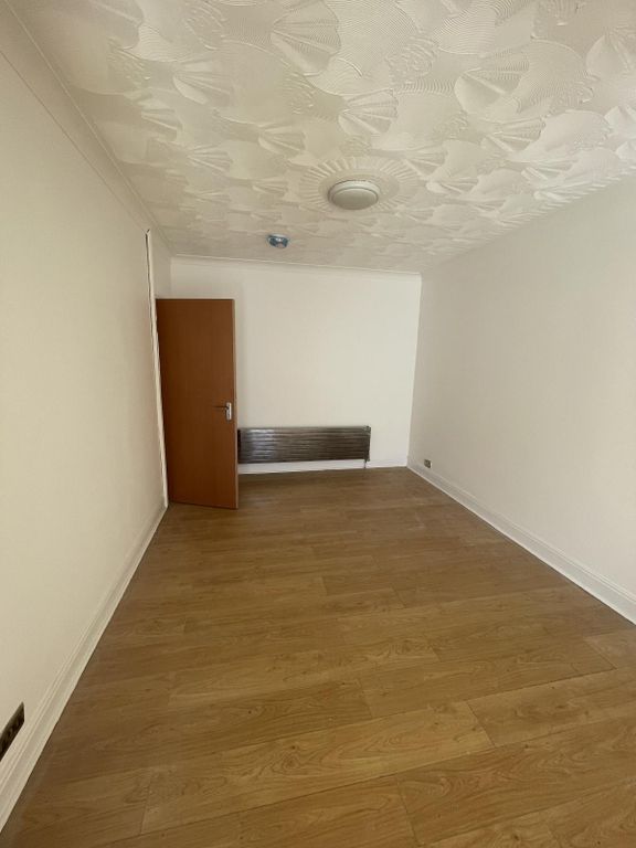 Property photo 3 of 13 Https://Cdn.Rmcloud.Online/Rmc-Temp-Live/Major/2Ff6d52F8d2Af21616544cd86c70492A.Jpeg