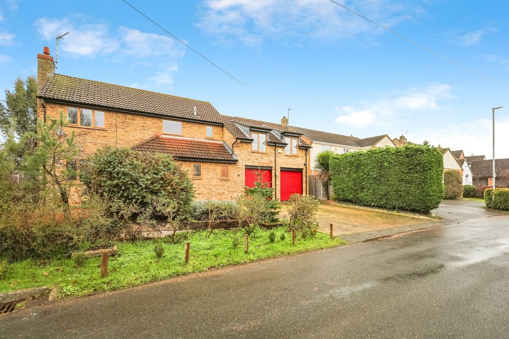 Property photo 1 of 23