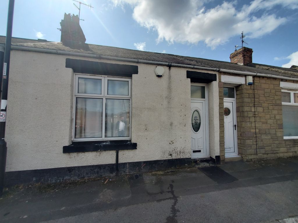 Property photo 1 of 9