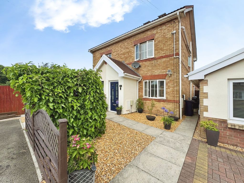 Property photo 1 of 15