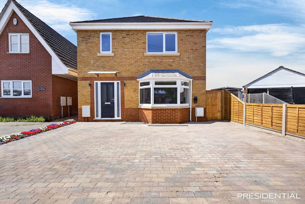 Property photo 1 of 43