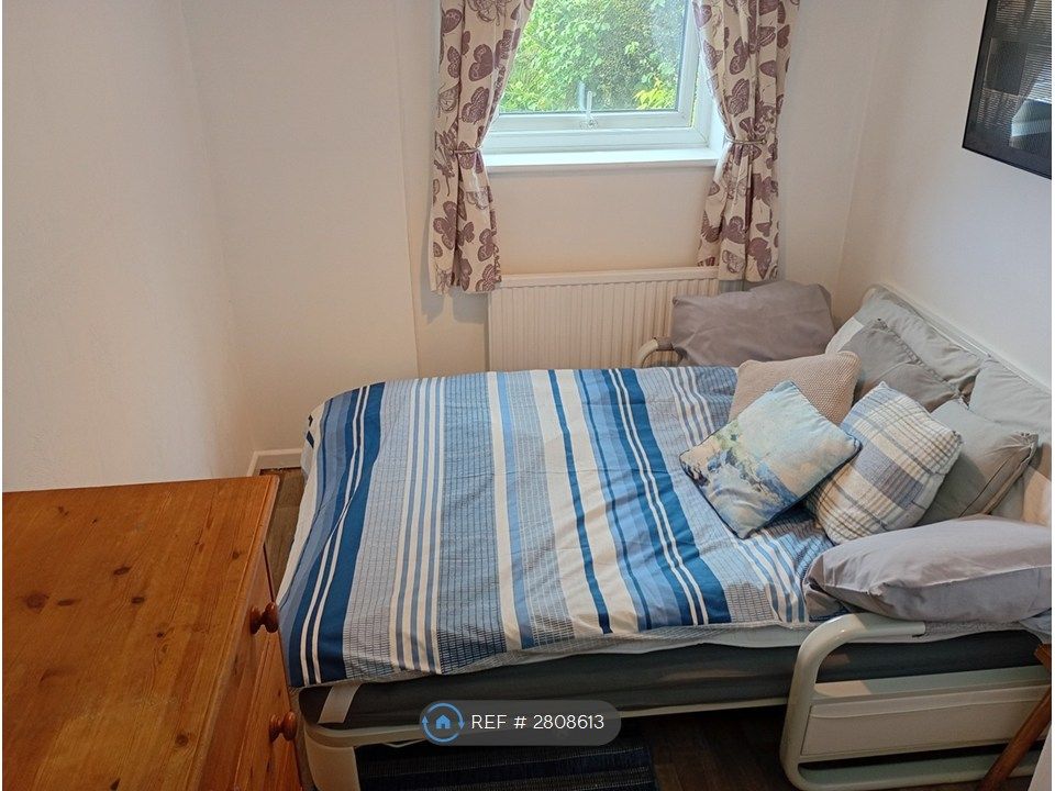 Property photo 1 of 8 Bed Rm1