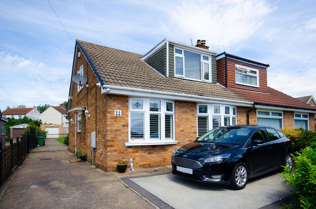 Property photo 1 of 36