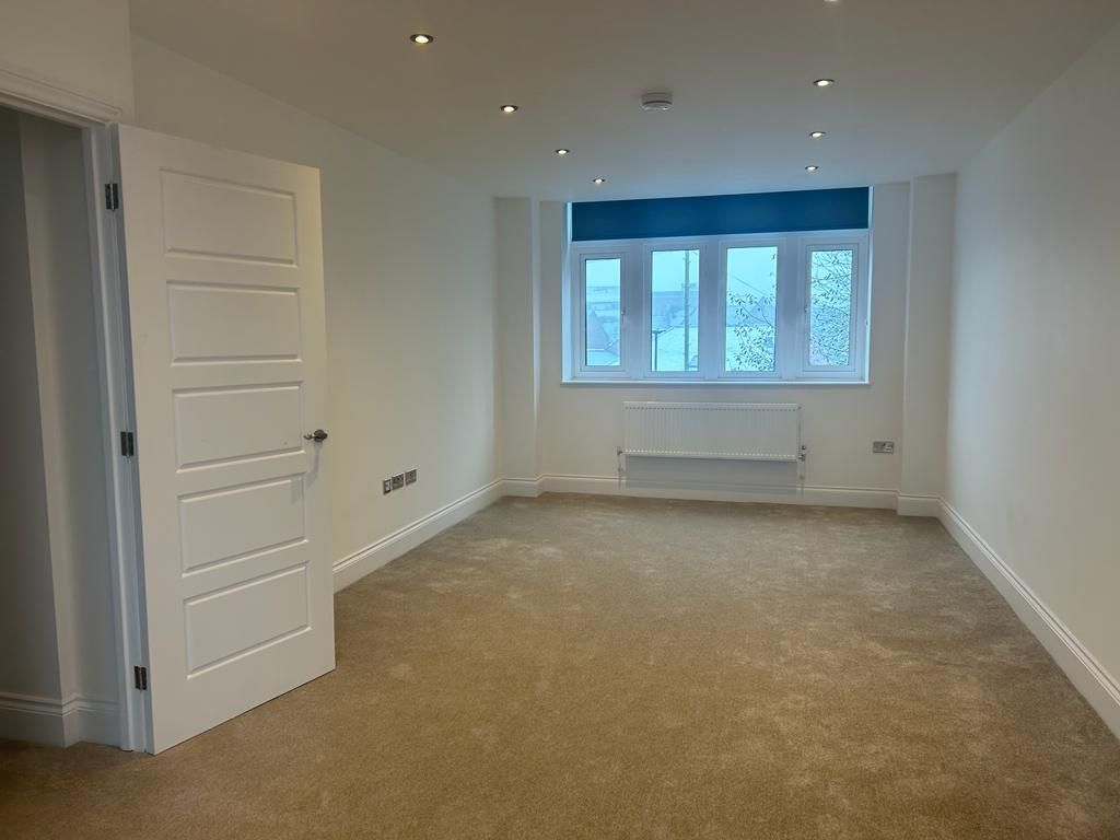 Property photo 3 of 8 Living Room