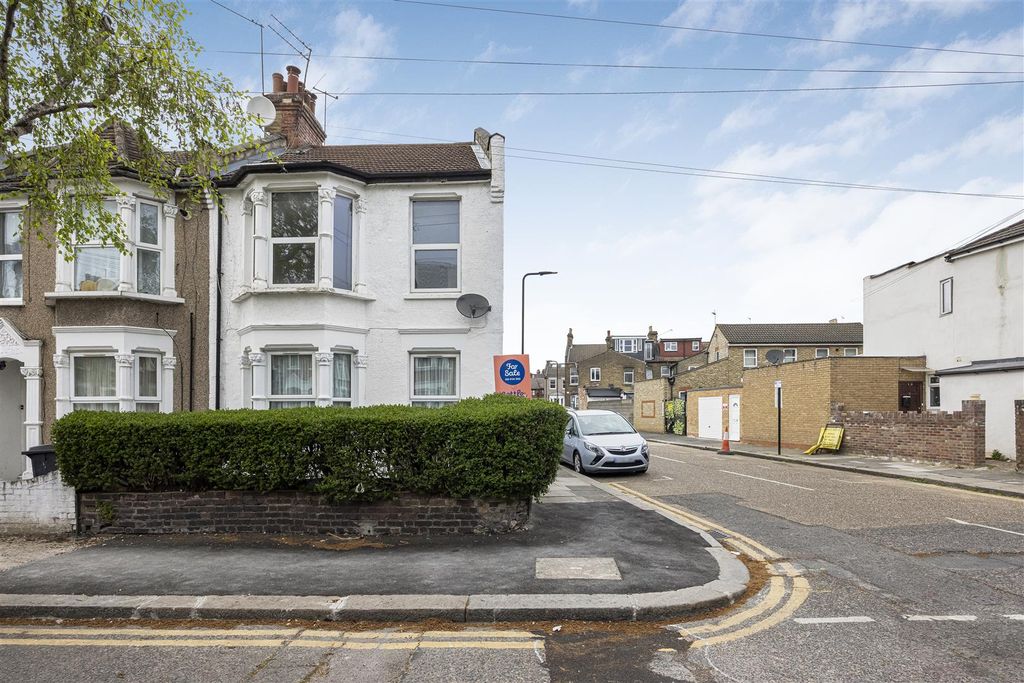 Property photo 1 of 15 15