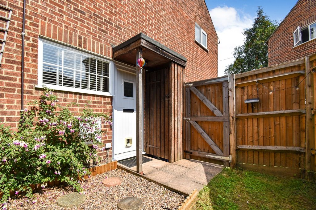 Property photo 1 of 12 Picture No. 14