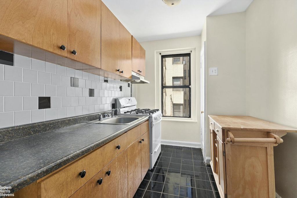 Property photo 3 of 6 <Alttext/>