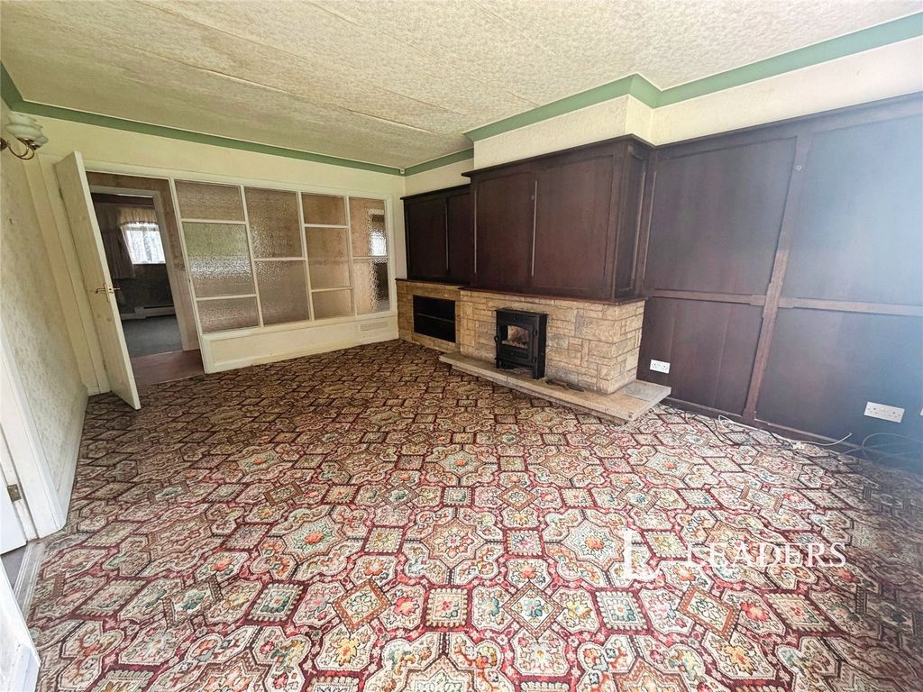 Property photo 2 of 44 Picture No. 37