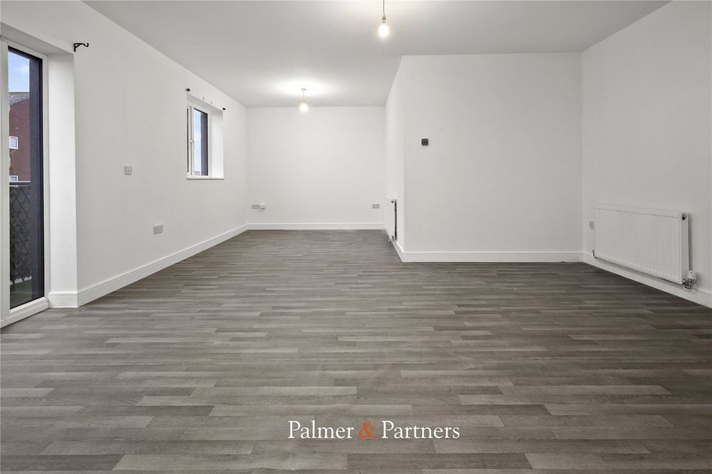 Property photo 2 of 7 Reception Room