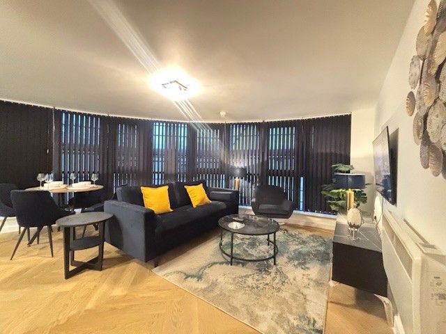 Property photo 2 of 8 Living Room