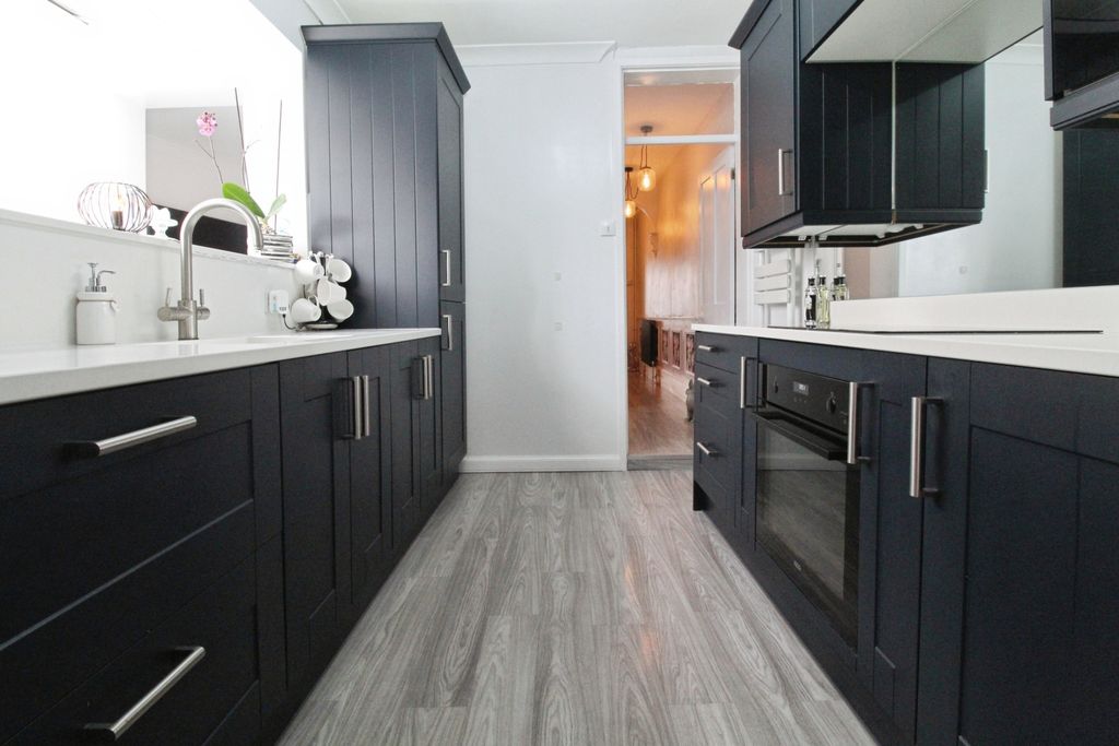 Property photo 1 of 29 Kitchen